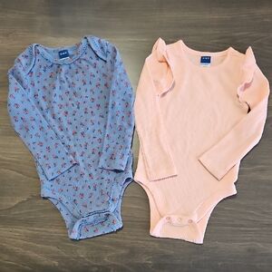 Old Navy Long-Sleeve Ribbed Bodysuits - Blue Floral & Ruffled Peachy Pink 12-18M
